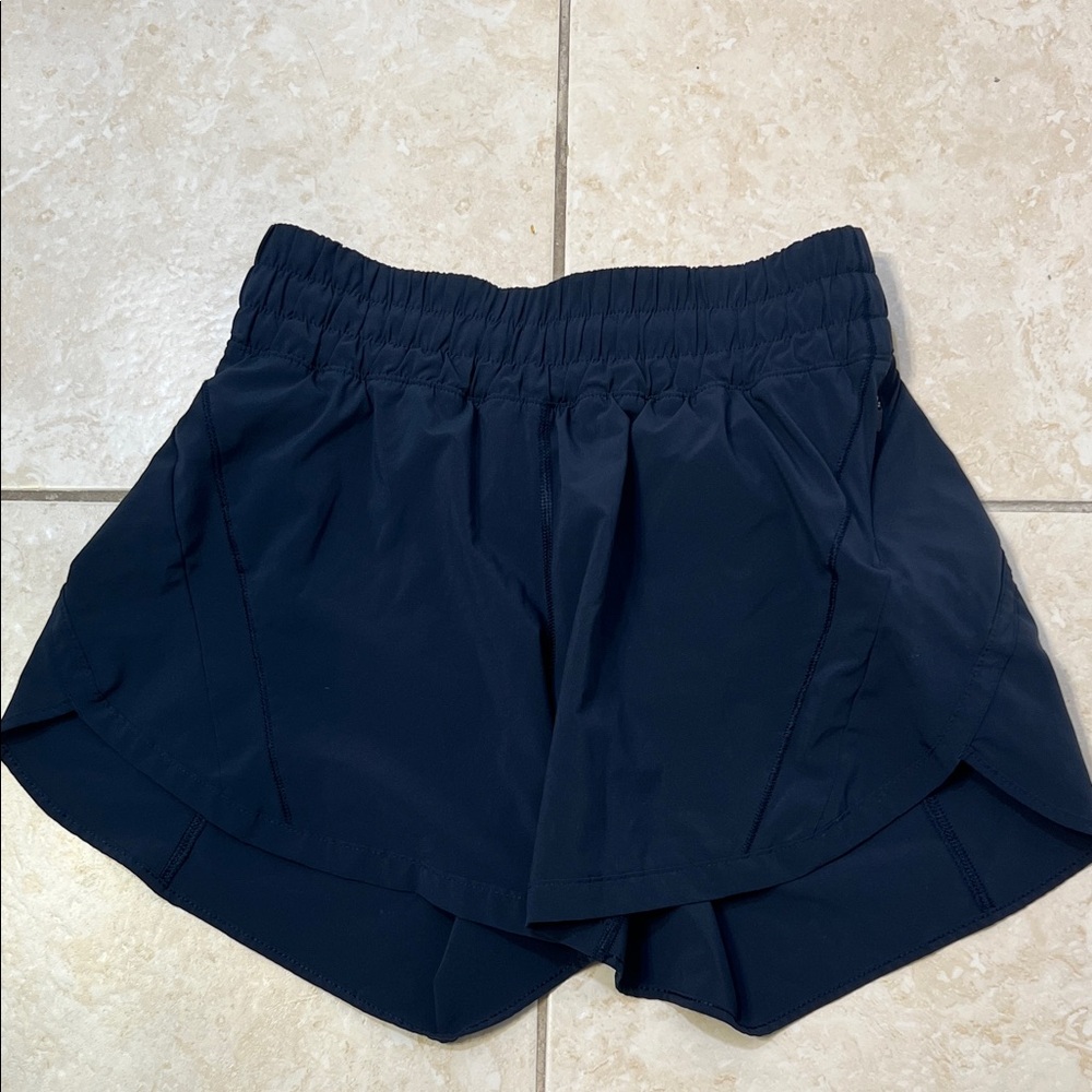 Lululemon Track That High-Rise Lined Short 5” Size 6. True Navy